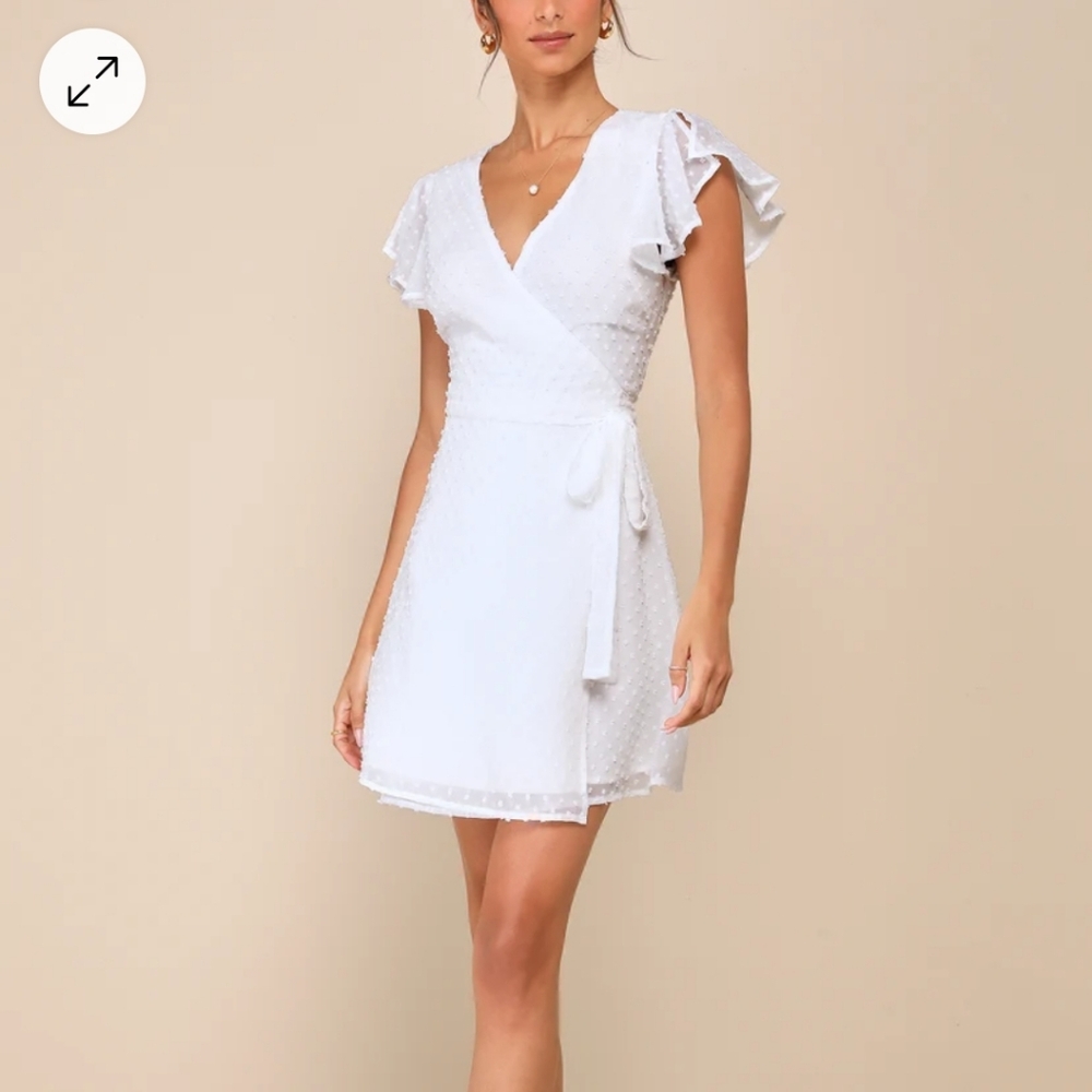 Lulus large Much to celebrate white swiss dot flutter sleeve wrap mini dress Nwt - Picture 5 of 5